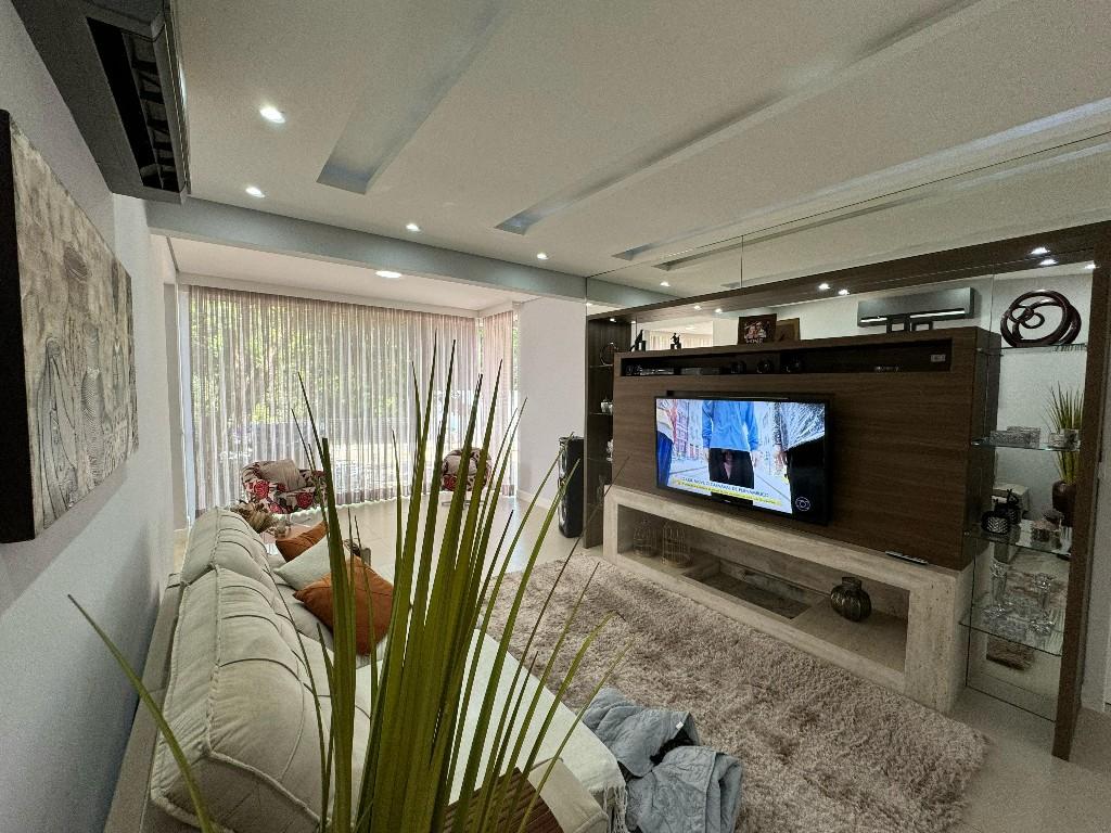 Casa em Sul do Rio, Santo Amaro da Imperatriz. 3 quartos, 350m². Imagem 6 de 27